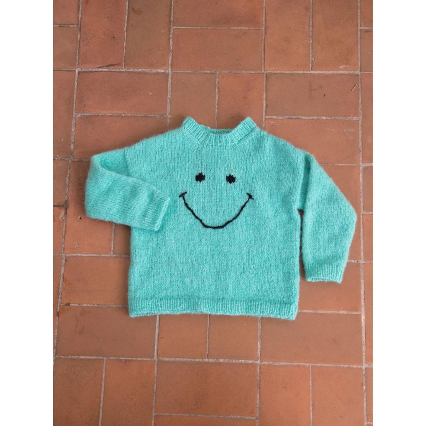 Anleitung (de, en) von © Sandnes - Big Smiley Pullover, 2303-10