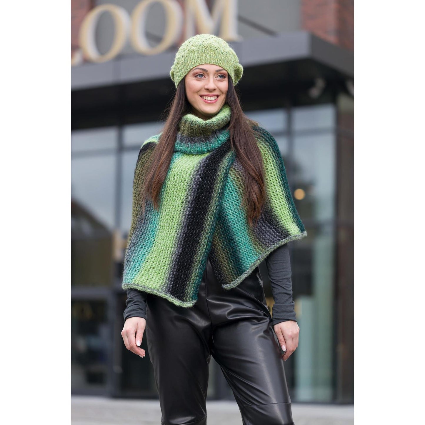 Modell 22036 Poncho – Originalanleitung von © Schoeller Handstrickgarne GmbH