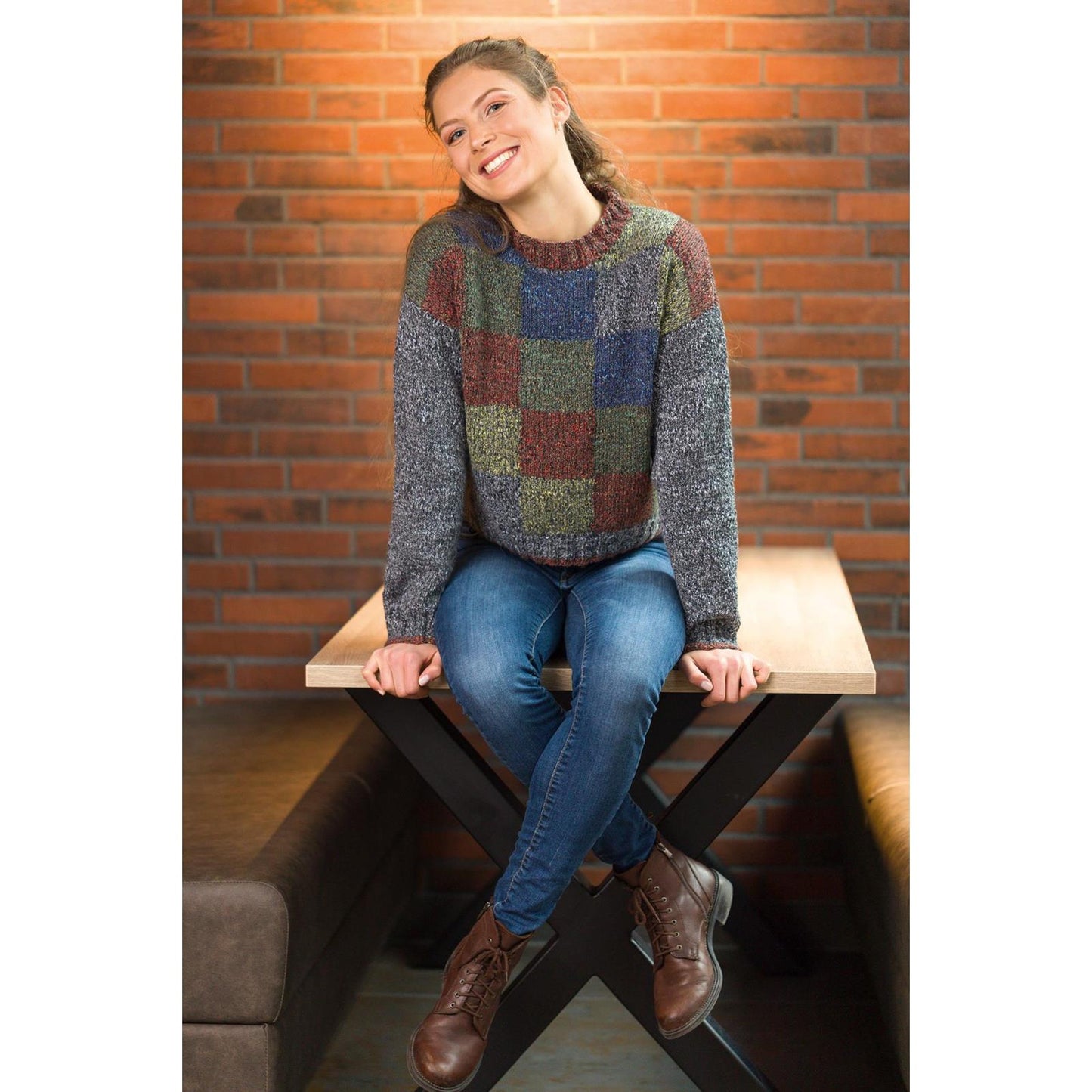 Modell 22047 Damen-Pullover – Originalanleitung von © Schoeller Handstrickgarne GmbH