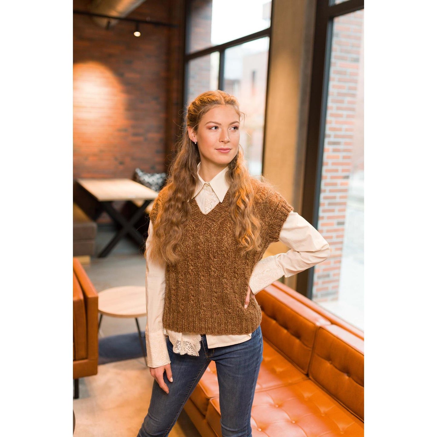 Modell 22068 Damen-Pullunder – Originalanleitung von © Schoeller Handstrickgarne GmbH