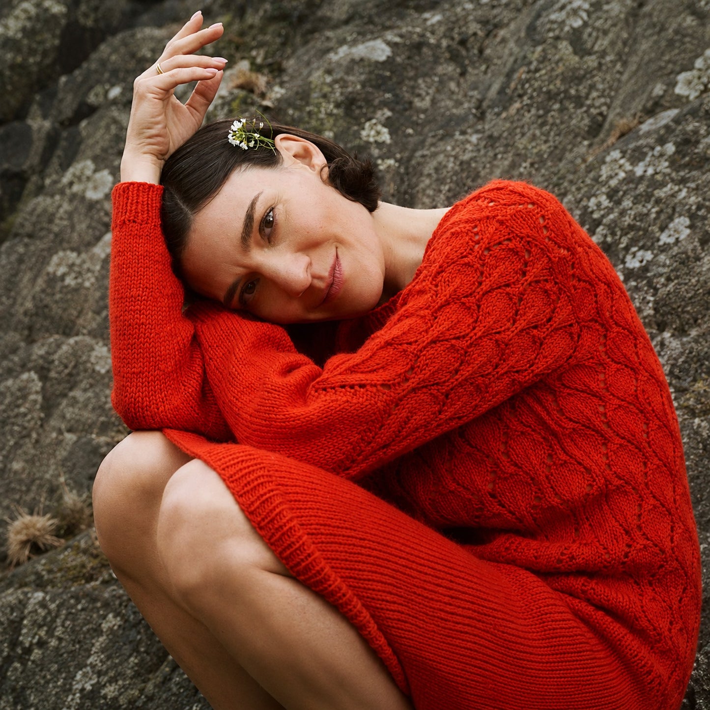 Novita SISAR Strickkleid – Originalanleitung von © Novita