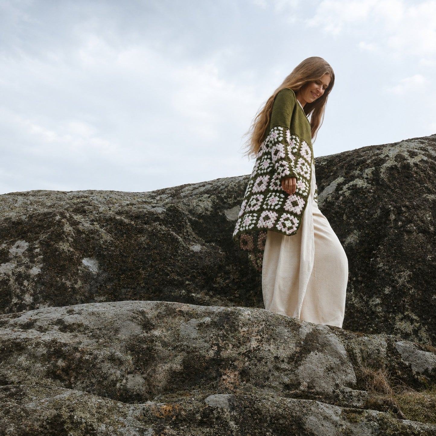 Novita YHTEINEN MATKA Gehäkelte und gestrickte Jacke – Originalanleitung von © Novita