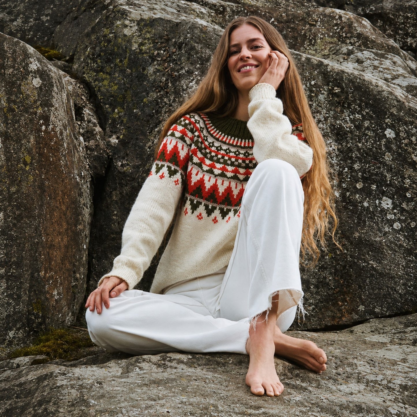 Novita YSTÄVÄ Rundpassenpullover – Originalanleitung von © Novita