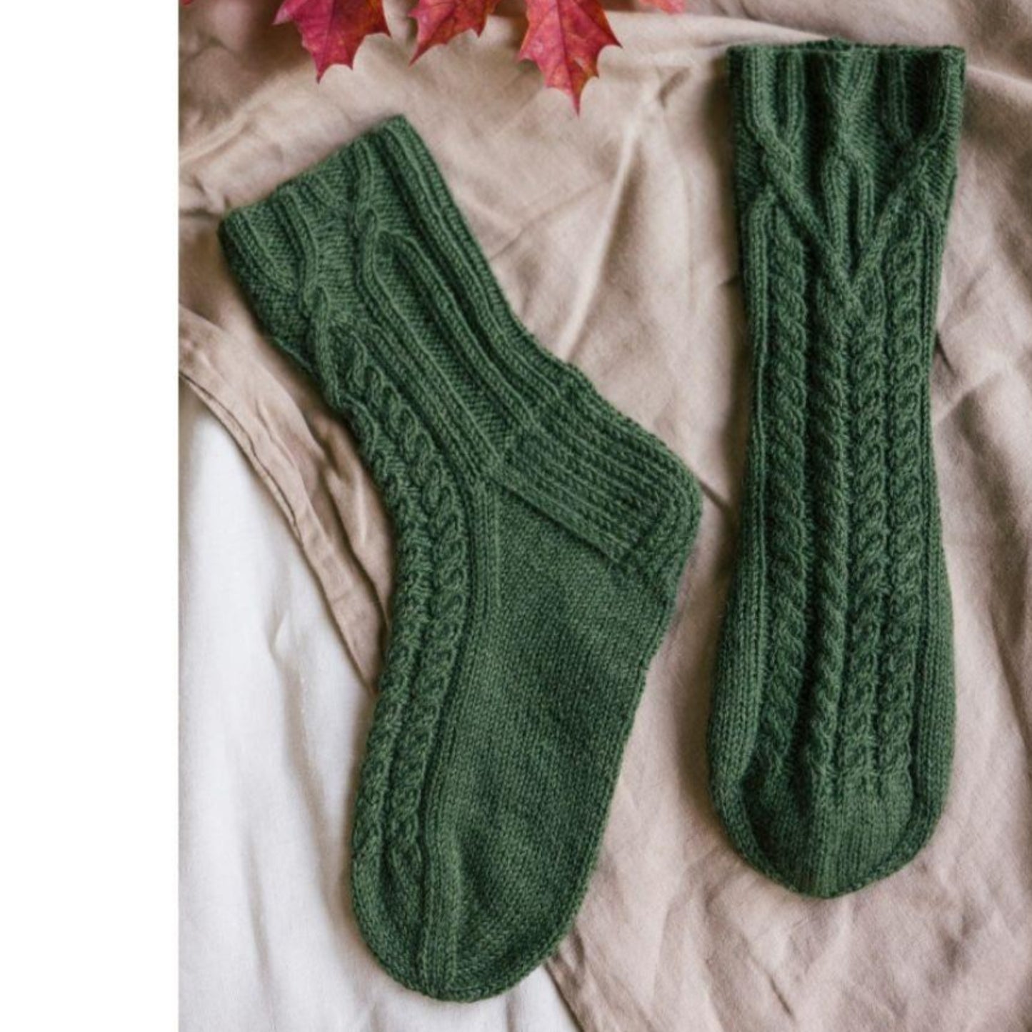 Metsäpolku-Socken – Originalanleitung von © Novita
