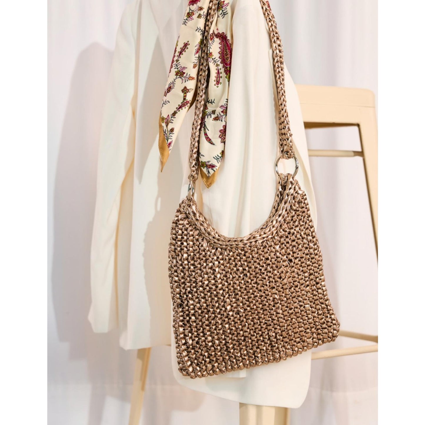 Anleitung (de) von © Woolly Hugs  - Tasche simple Style im Lederlook - Maschenwelt 02/25