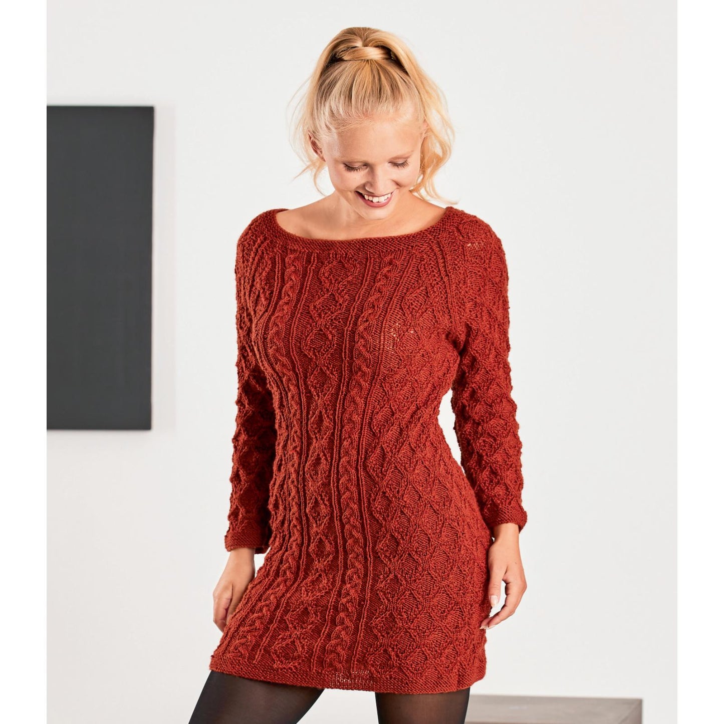 Anleitung (de) von © Woolly Hugs  - Strickkleid Eriesee - Maschenwelt 08/20