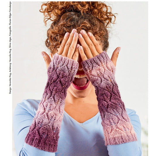 Anleitung (de) von © Woolly Hugs  - Armstulpen - Maschenwelt 08/19