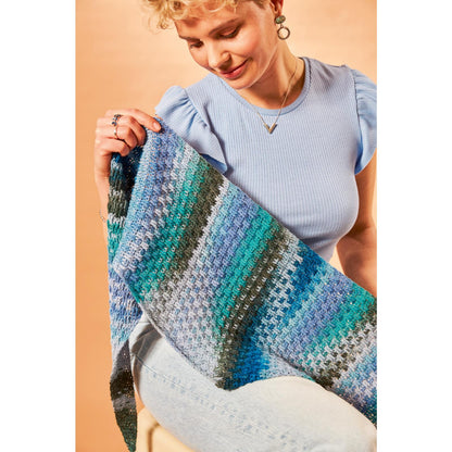 Anleitung (de) von © Woolly Hugs  - Flaches Tuch Intarsien - Maschenwelt 03/24