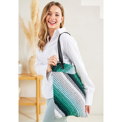 Anleitung (de) von © Woolly Hugs  - Tasche Manu- Maschenwelt 04/24