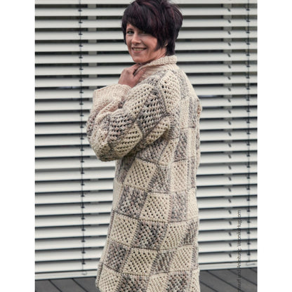 Anleitung (de) von © Woolly Hugs  - Longjacke im Patchlook - 72100-A13