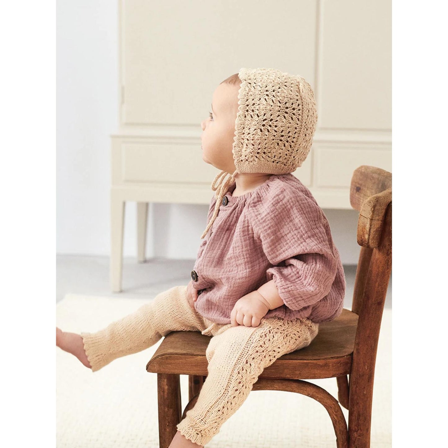 Anleitung (de, en) von © Sandnes - Colette Tights og Kyse 2106 Summer Baby / Nr. 10