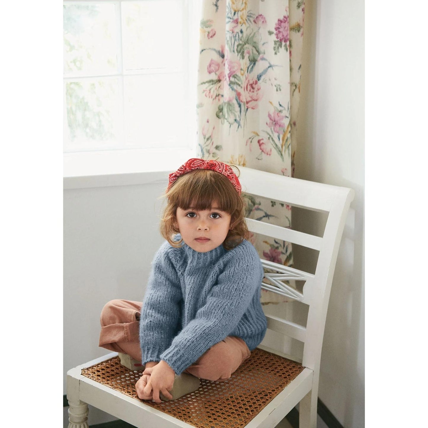 Anleitung (de, en) von © Sandnes - Lynns Pullover 2110 Weicher Strick für Kinder / Nr. 7