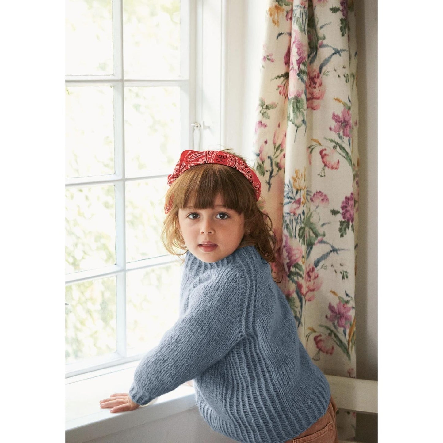 Anleitung (de, en) von © Sandnes - Lynns Pullover 2110 Weicher Strick für Kinder / Nr. 7