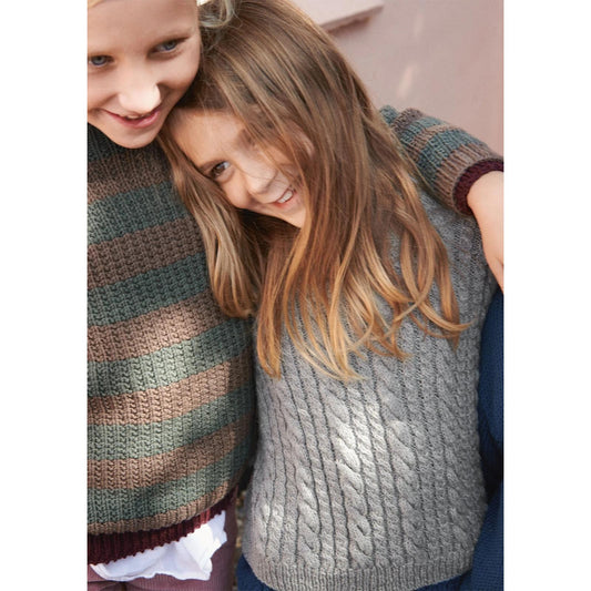 Anleitung (de, en) von © Sandnes - Pelles Arran-Pullover 2110 Weicher Strick für Kinder / Nr. 8