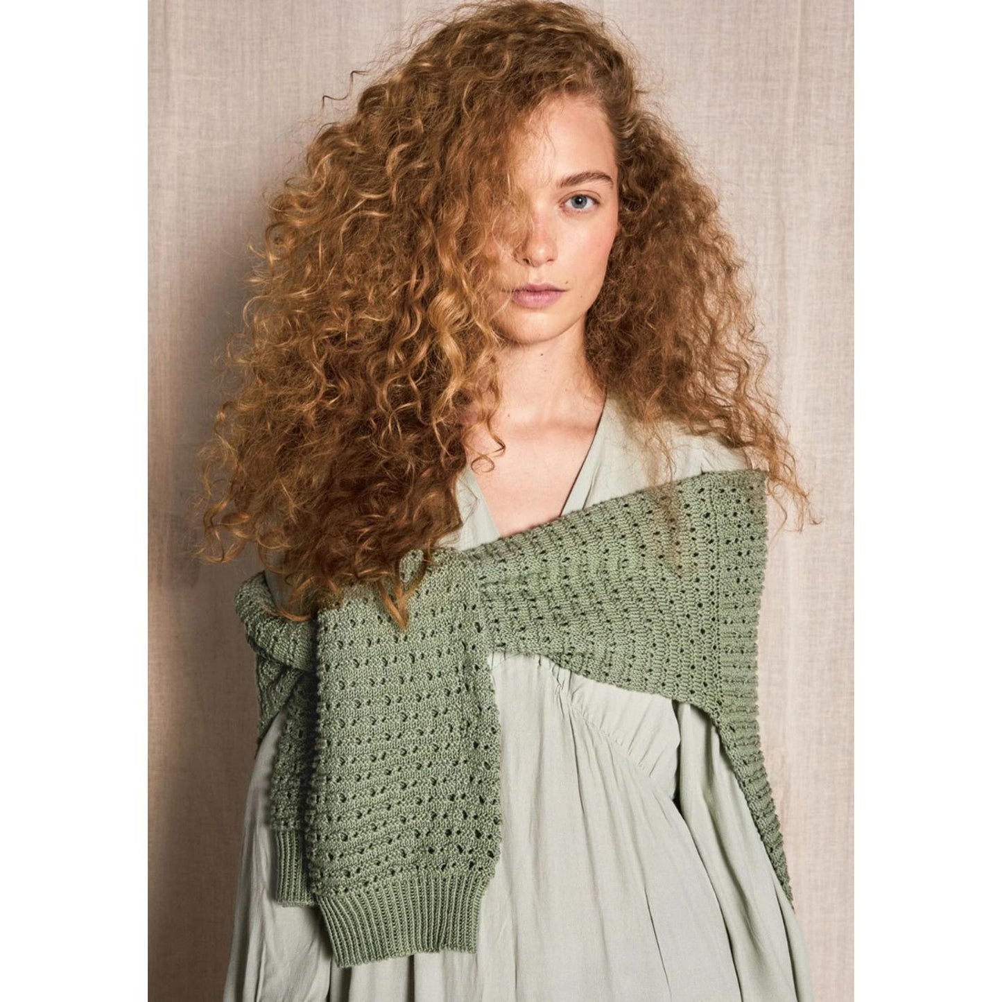 Anleitung (de, en) von © Sandnes - June Pullover, 2204-02