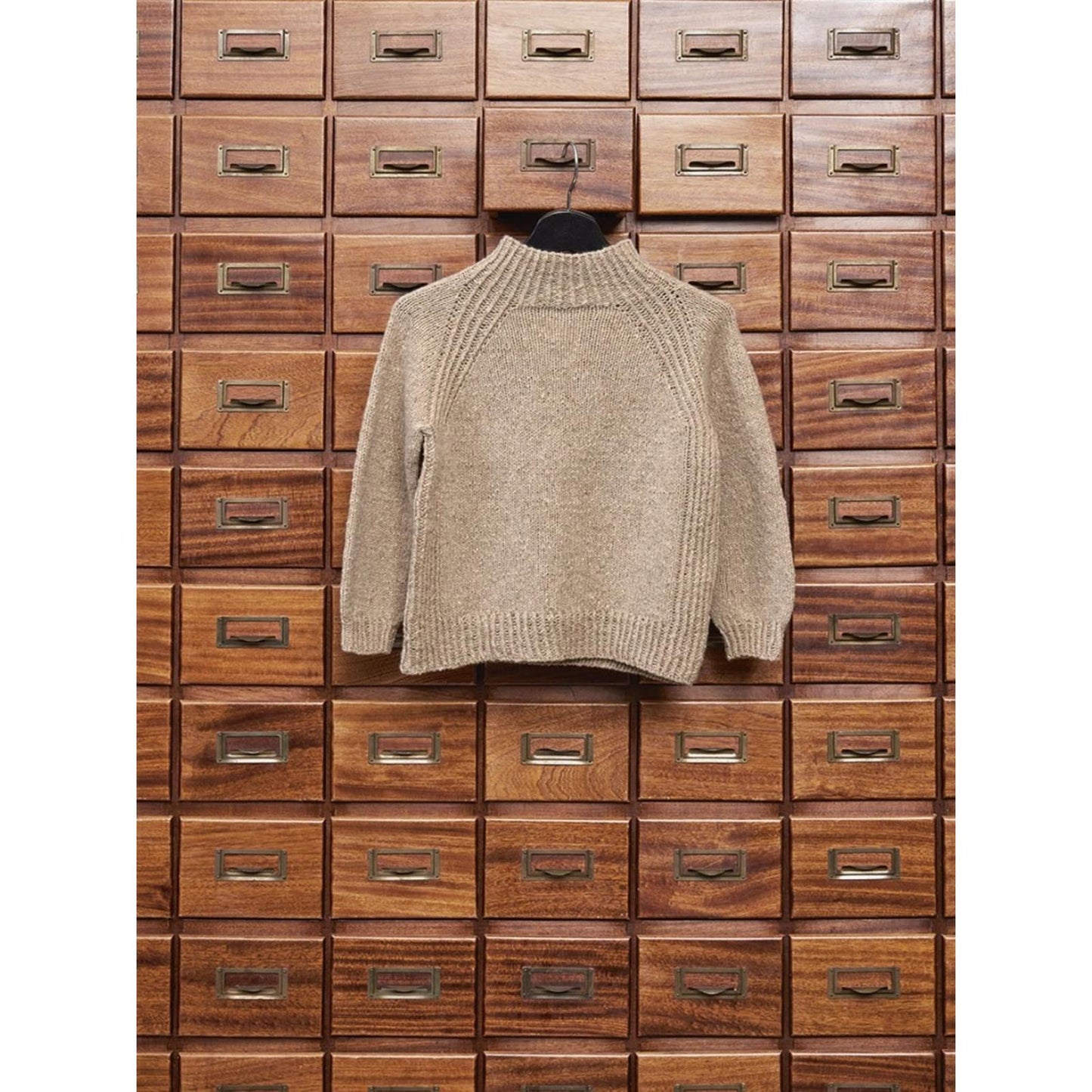 Anleitung (de, en) von © Sandnes - Kelly Pullover, 2214-04b