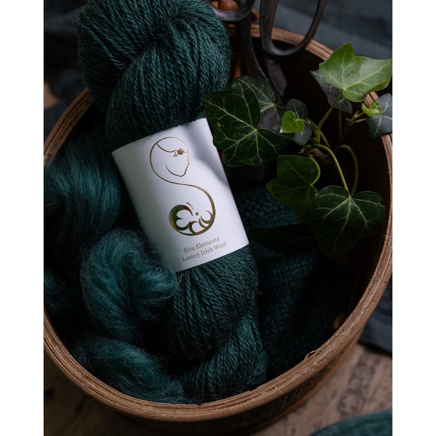 Eriu Elements DK Hank
