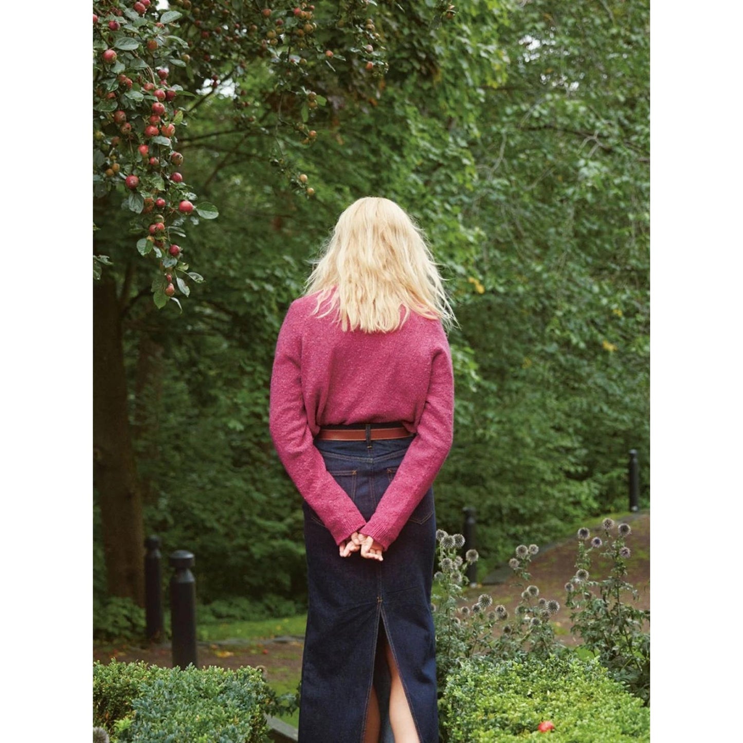 Anleitung (de, en) von © Sandnes - Debutant Sweater 2312-01A