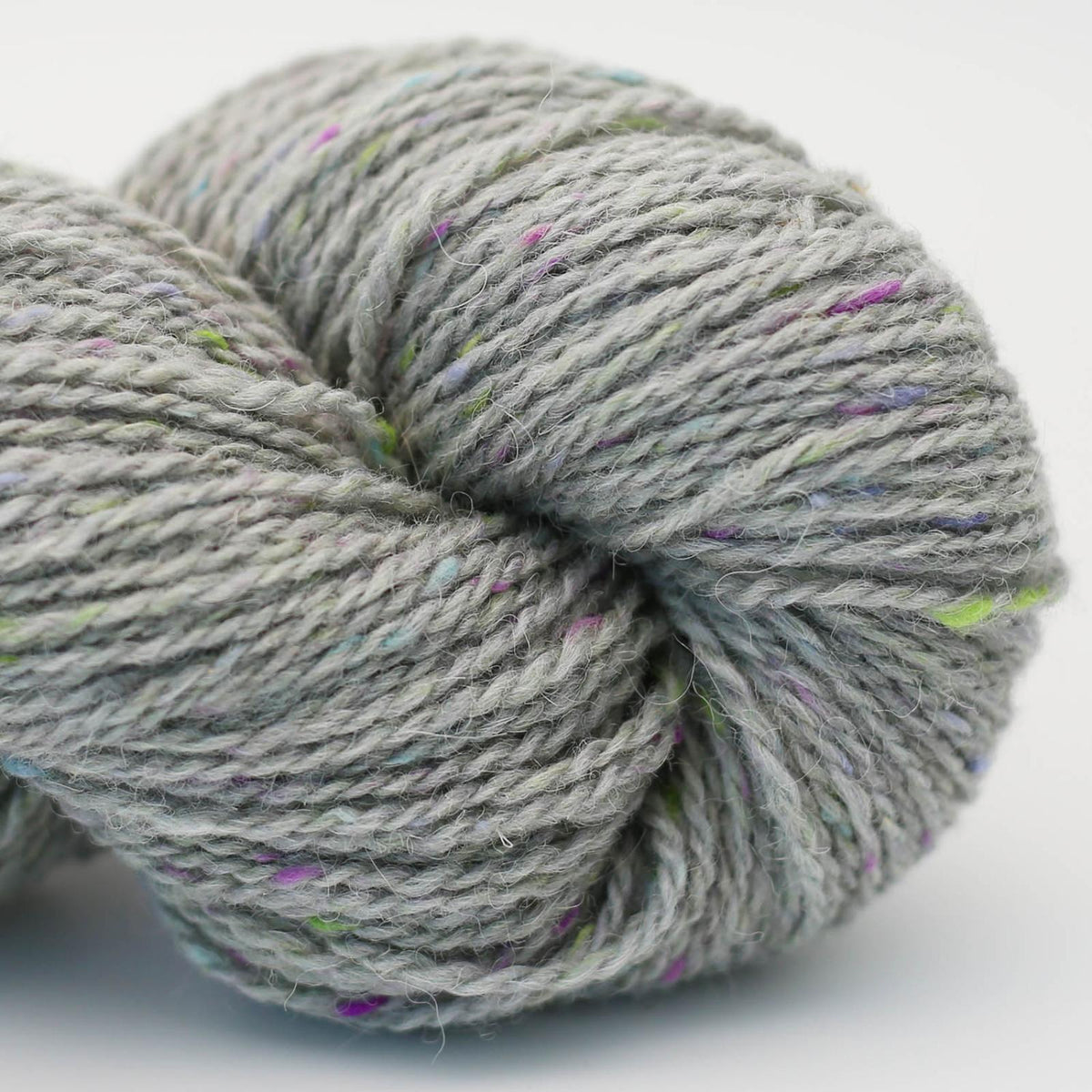 Hey Mama Wolf Beara Tweed 100g