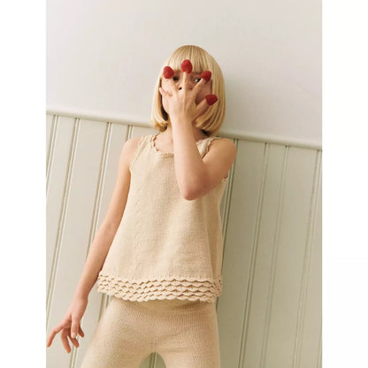 Sandnes Anleitungsheft 2603 Nr. 4 Roselyn Singlet & Pants Junior