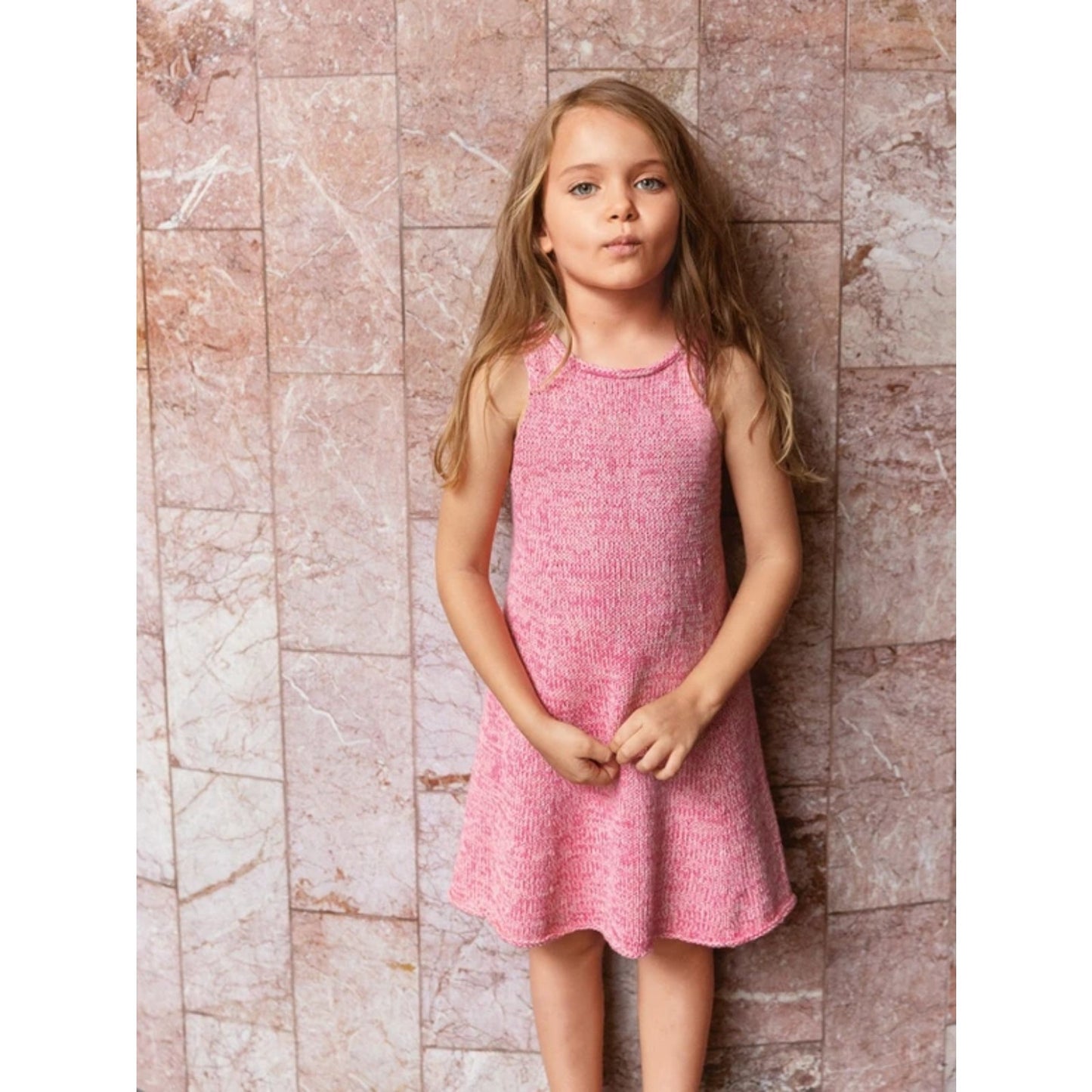 Sandnes Anleitungsheft 2405 Sommerbarn Nr. 2 - Minnie dress junior