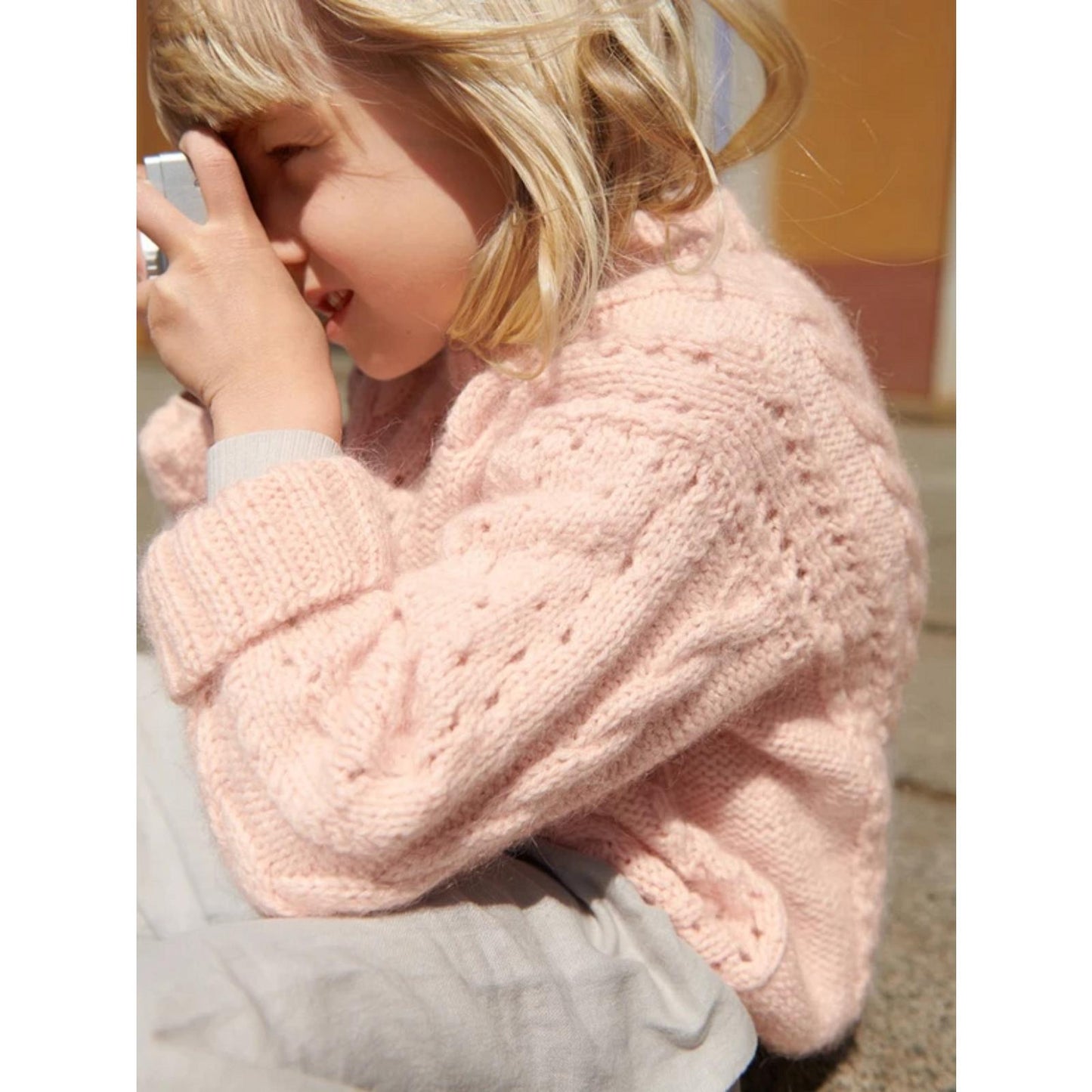 Sandnes Anleitungsheft 2408 Mykt Til Barn Nr. 1 Cornelia Sweater Junior