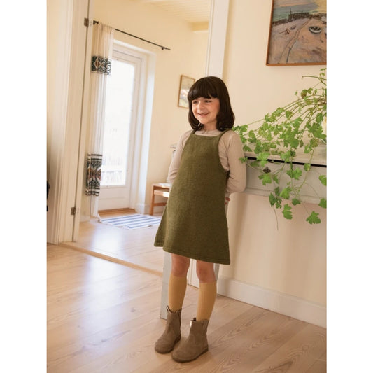 Sandnes Anleitungsheft 2501 Mykt til barn Nr. 5 Clementine Dress Junior