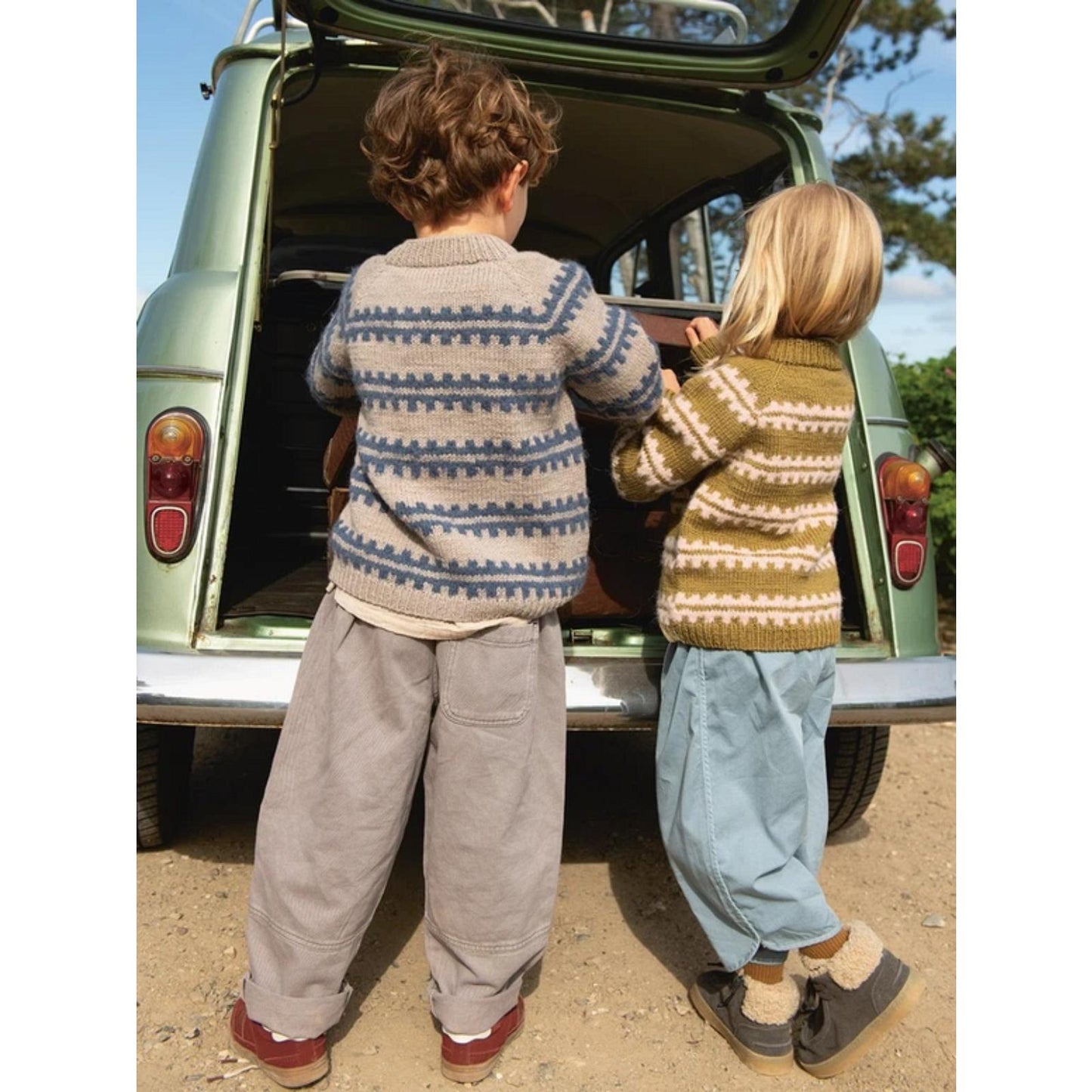 Sandnes Anleitungsheft 2506 Sommerbaby Nr.  2 Ridge Sweater Junior