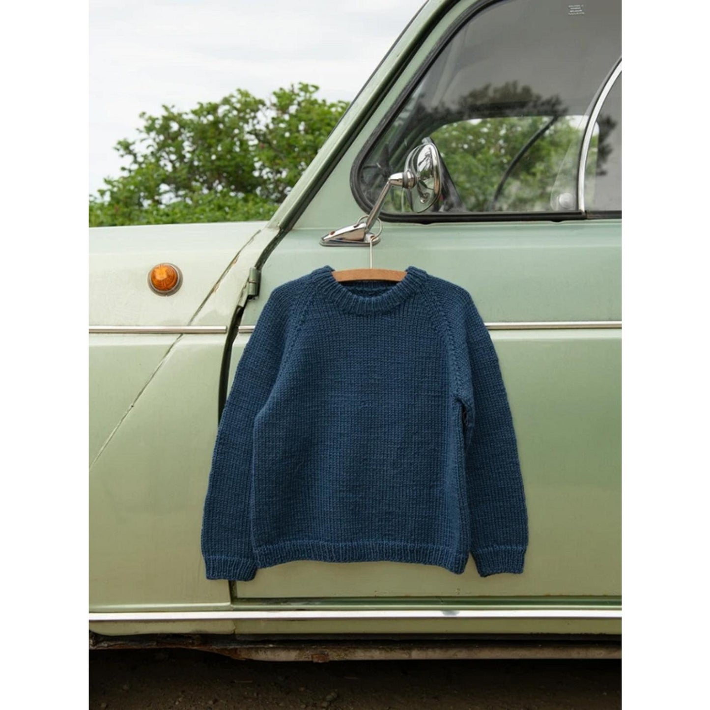 Sandnes Anleitungsheft 2506 Sommerbaby Nr. 4 Tiro Sweater Junior