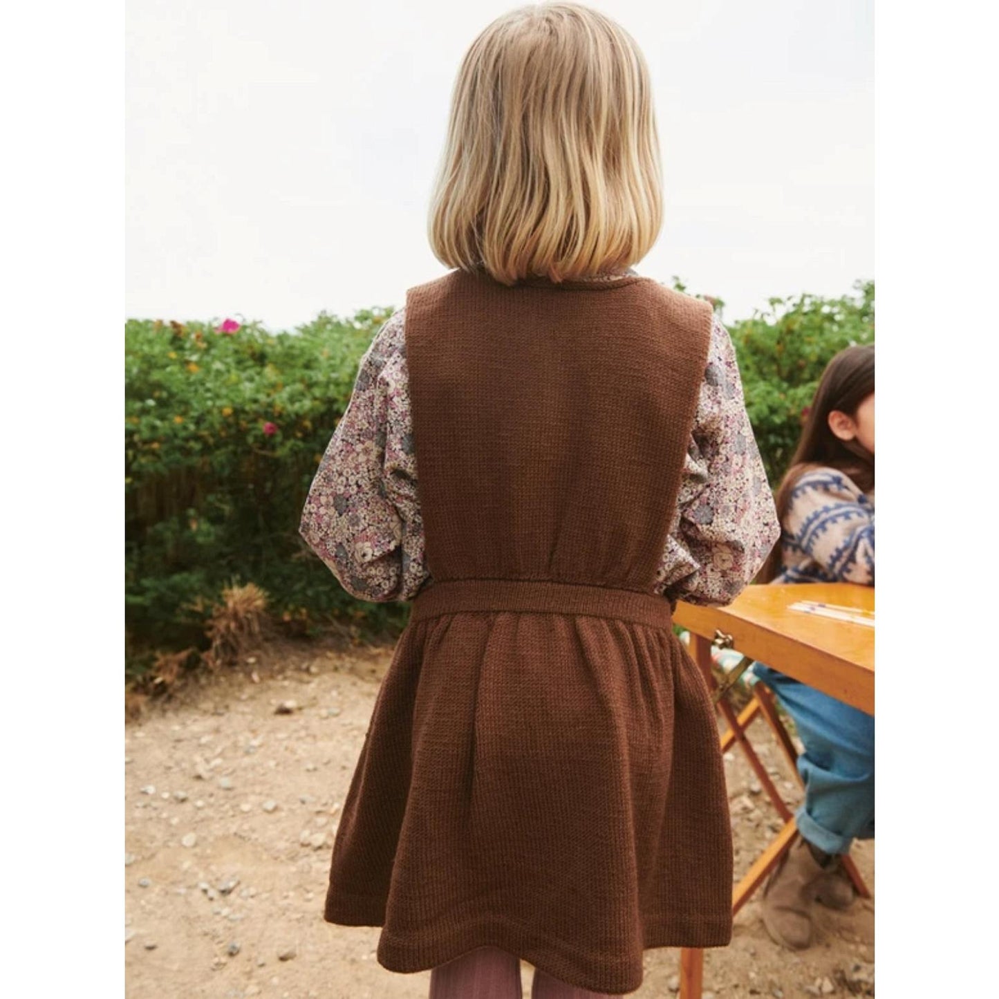 Sandnes Anleitungsheft 2506 Sommerbaby Nr. 5 Belle Dress Junior