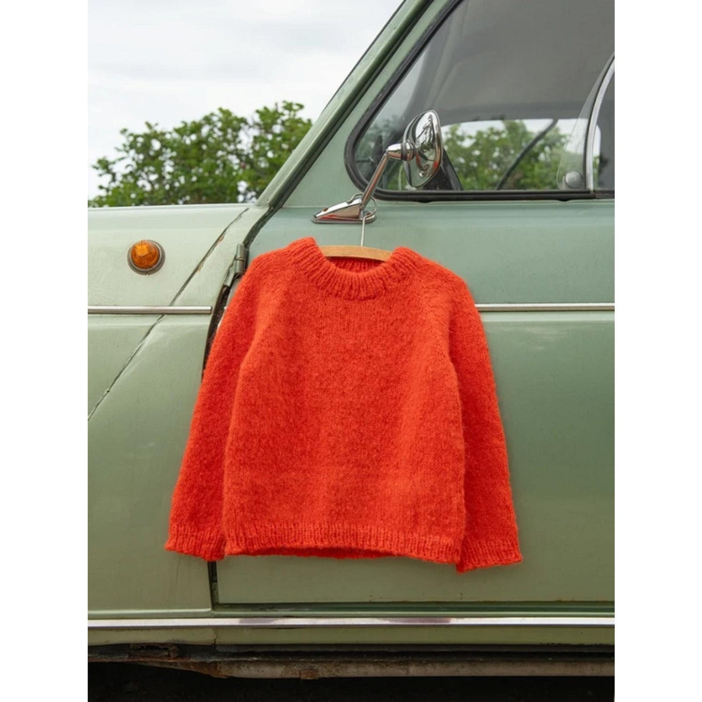 Sandnes Anleitungsheft 2506 Sommerbaby Nr. 6 Tiro Sweater Junior