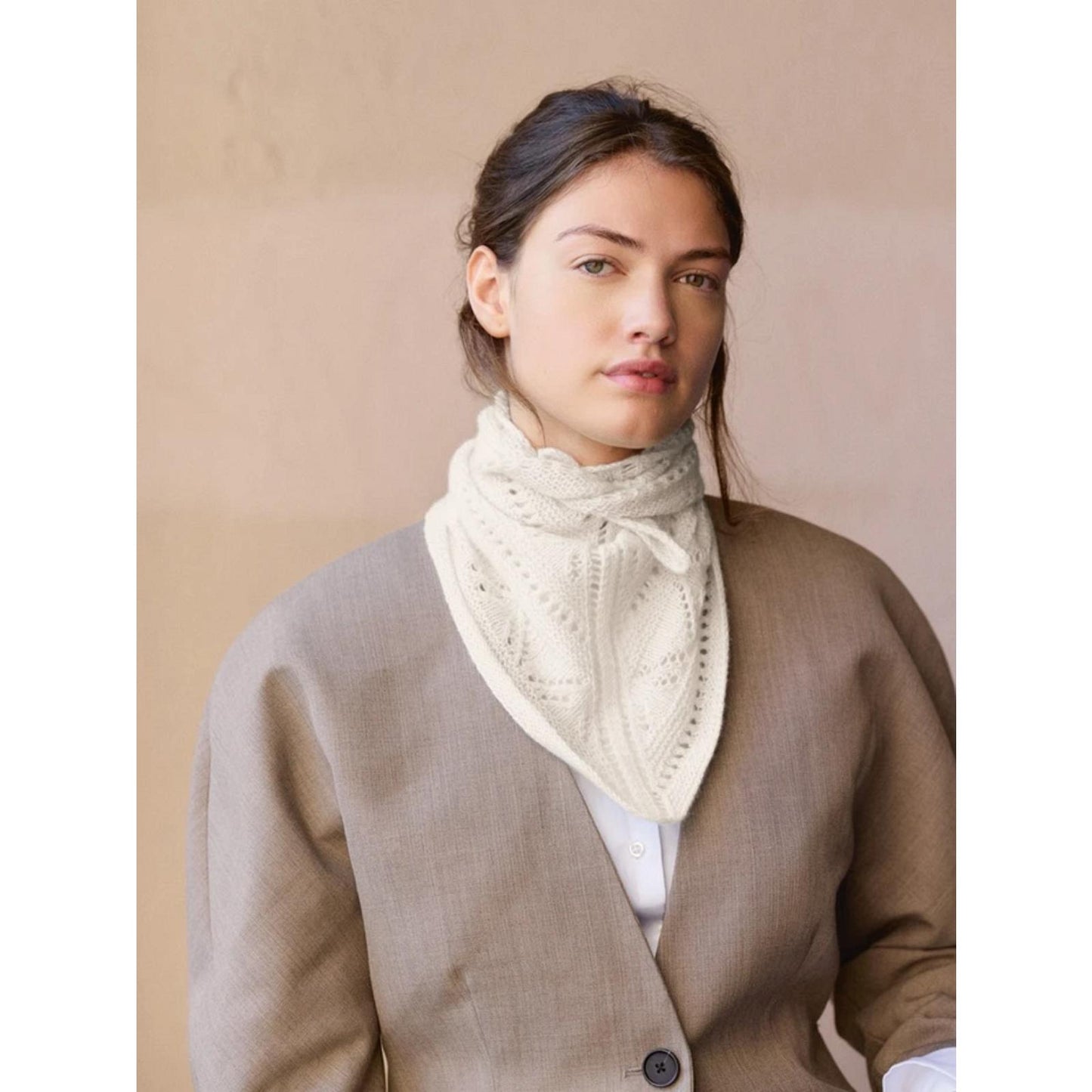 Sandnes Anleitungsheft 2508 Nr. 1 Petra Scarf