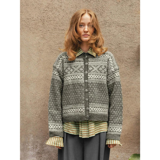 Sandnes Anleitungsheft 2510 Nr. 6 Setesdalkofte Dame