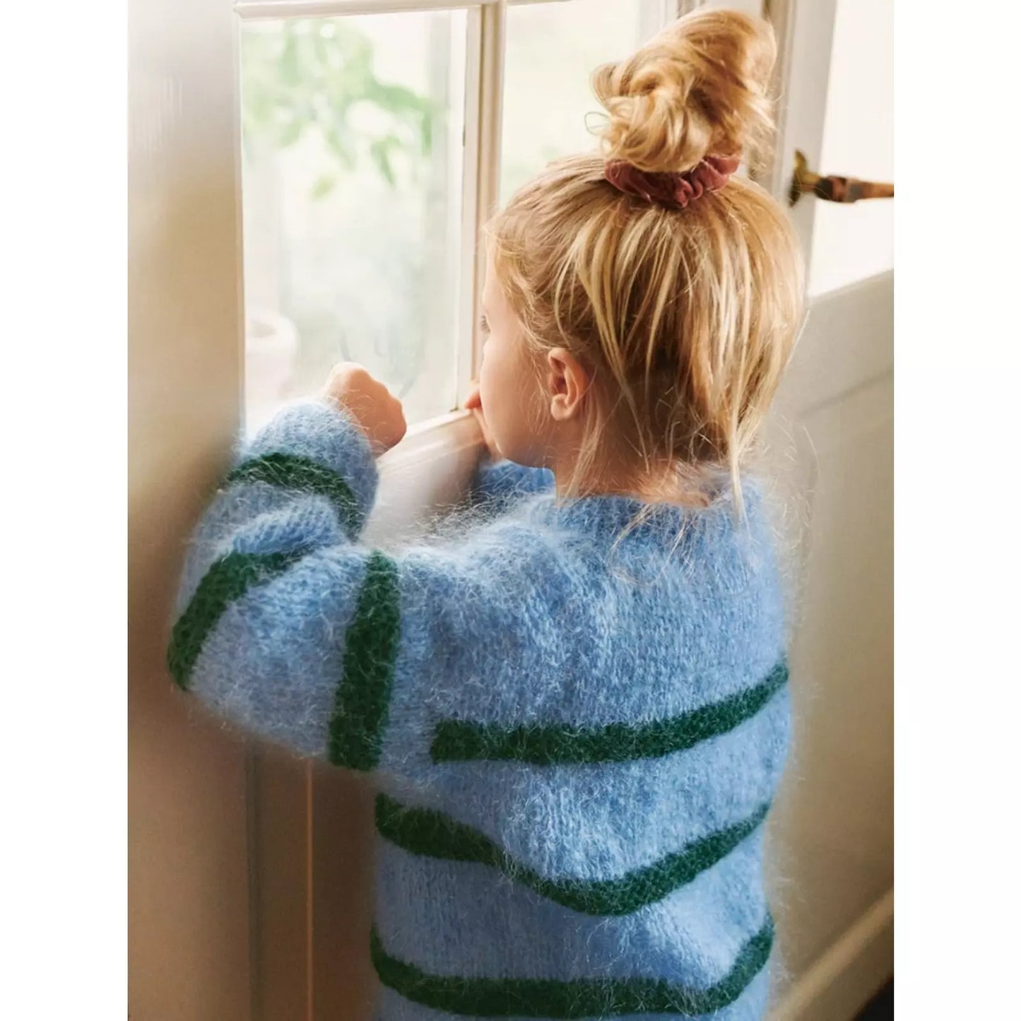 Sandnes Anleitungsheft 2601 Nr. 2 Skye Sweater Junior