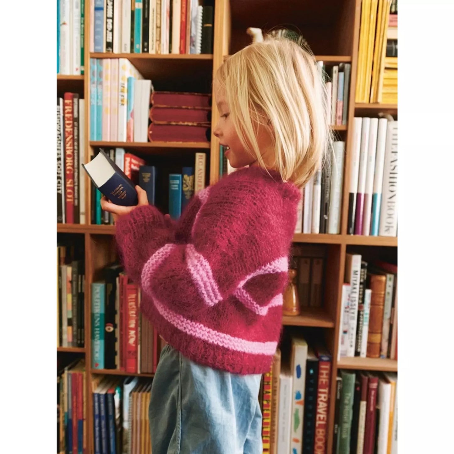 Sandnes Anleitungsheft 2601 Nr. 2 Skye Sweater Junior