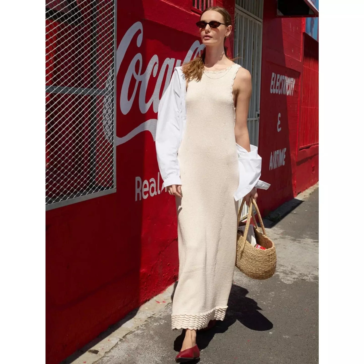 Sandnes Anleitungsheft Sommerstrick 2604 Nr. 10 Roselyn Long Dress