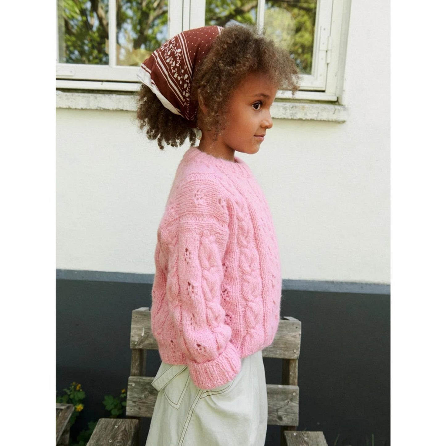 Sandnes Anleitungsheft Strick für Kinder 2605 Nr. 3 Junia Sweater Junior