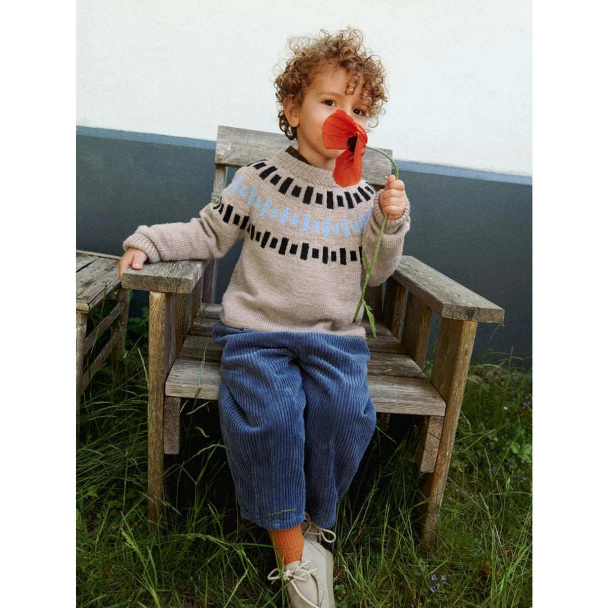 Sandnes Anleitungsheft Strick für Kinder 2605 Nr. 4 Cole Sweater Junior