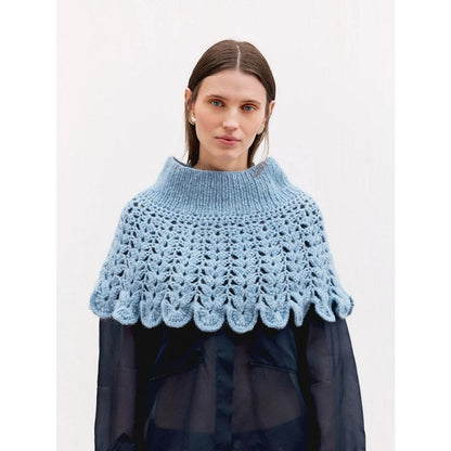 Sandnes Anleitungsheft 2606 Nr. 15 Flowerfield Poncho