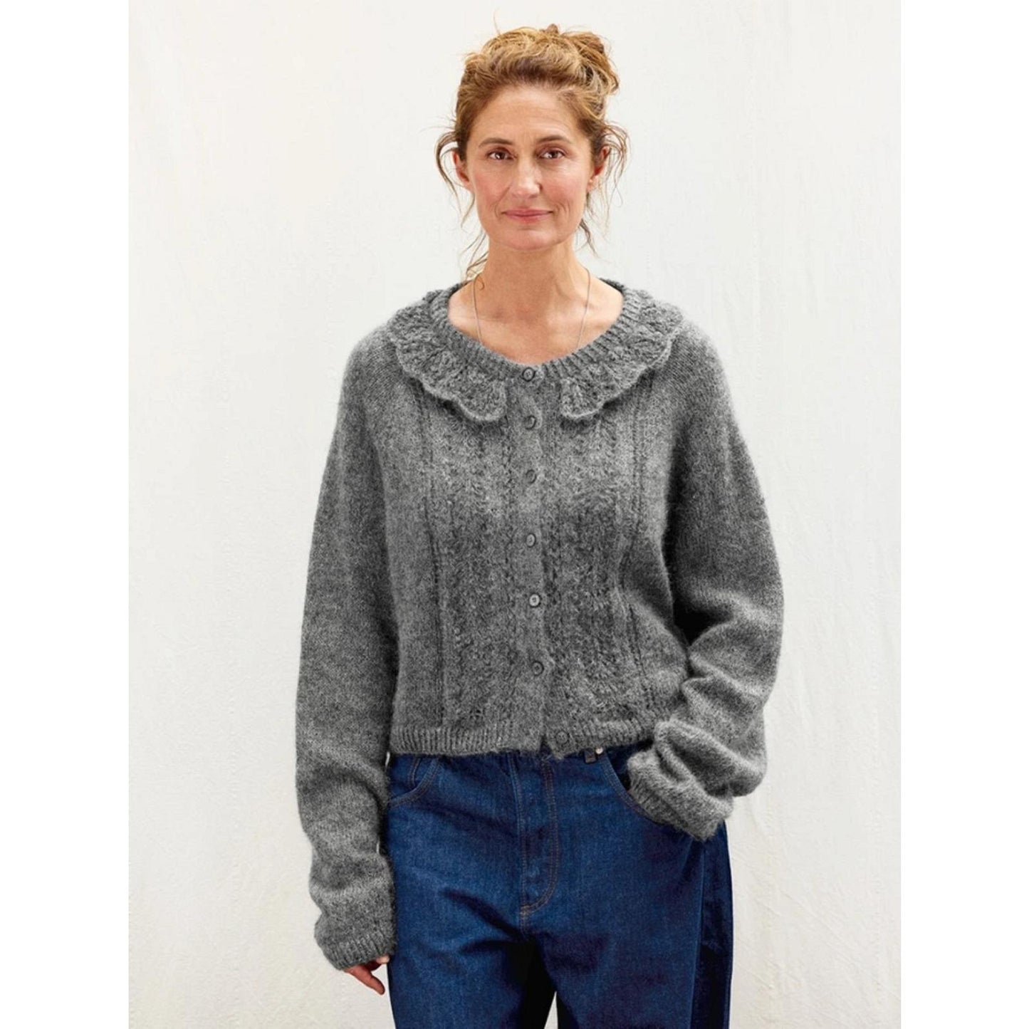 Sandnes Anleitungsheft 2606 Nr. 4 Bloom Cardigan