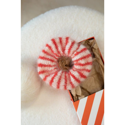 Anleitung (nor, en) von © Sandnes - Knit a Scrunchie, Stricke ein Haargummi