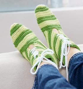 Crochet cozy sofa socks 27021