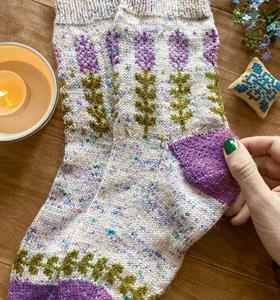 Unique patterned socks knitting, 57041