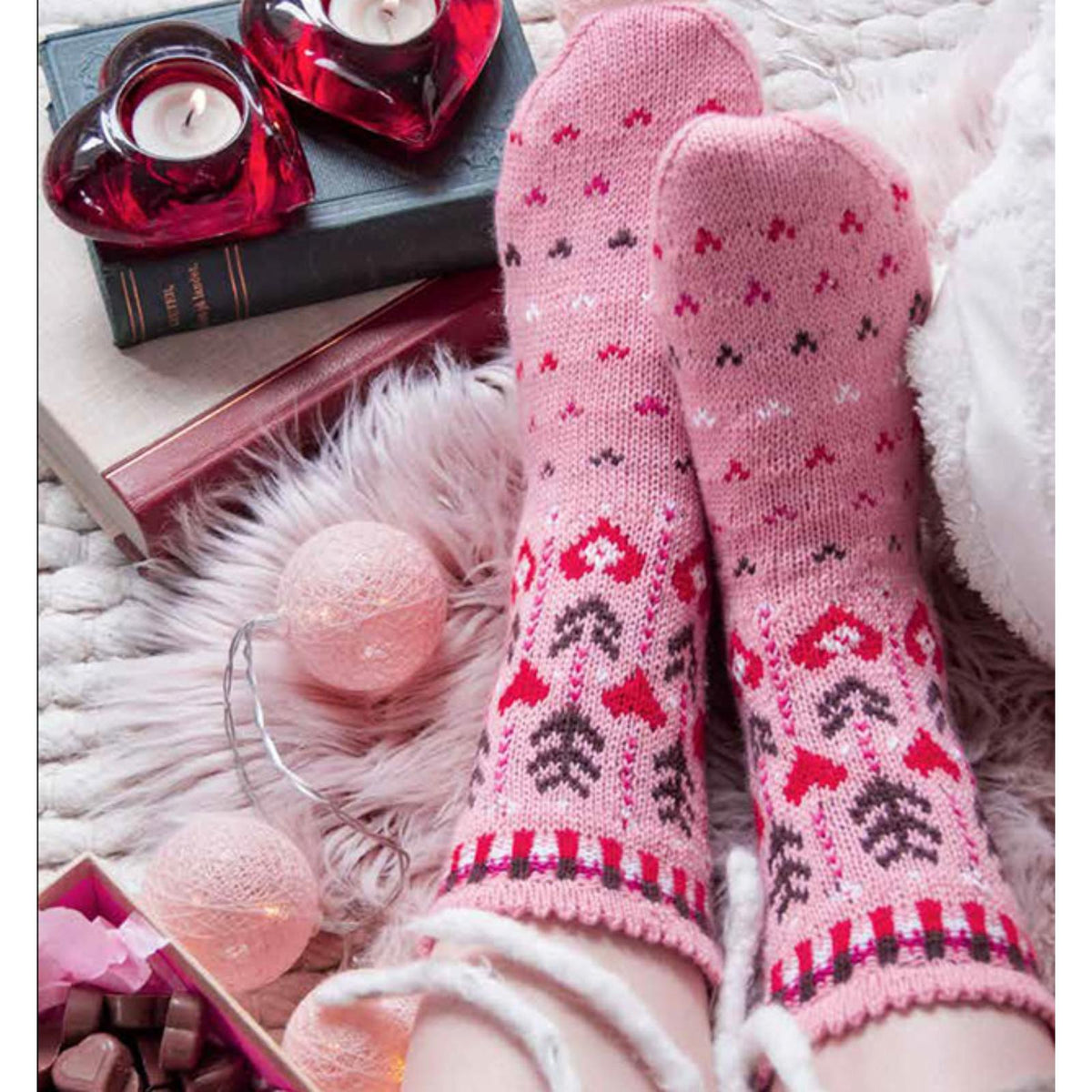 Kuschelige Socken und warme Fäustlinge, 25 Projekte (DE)