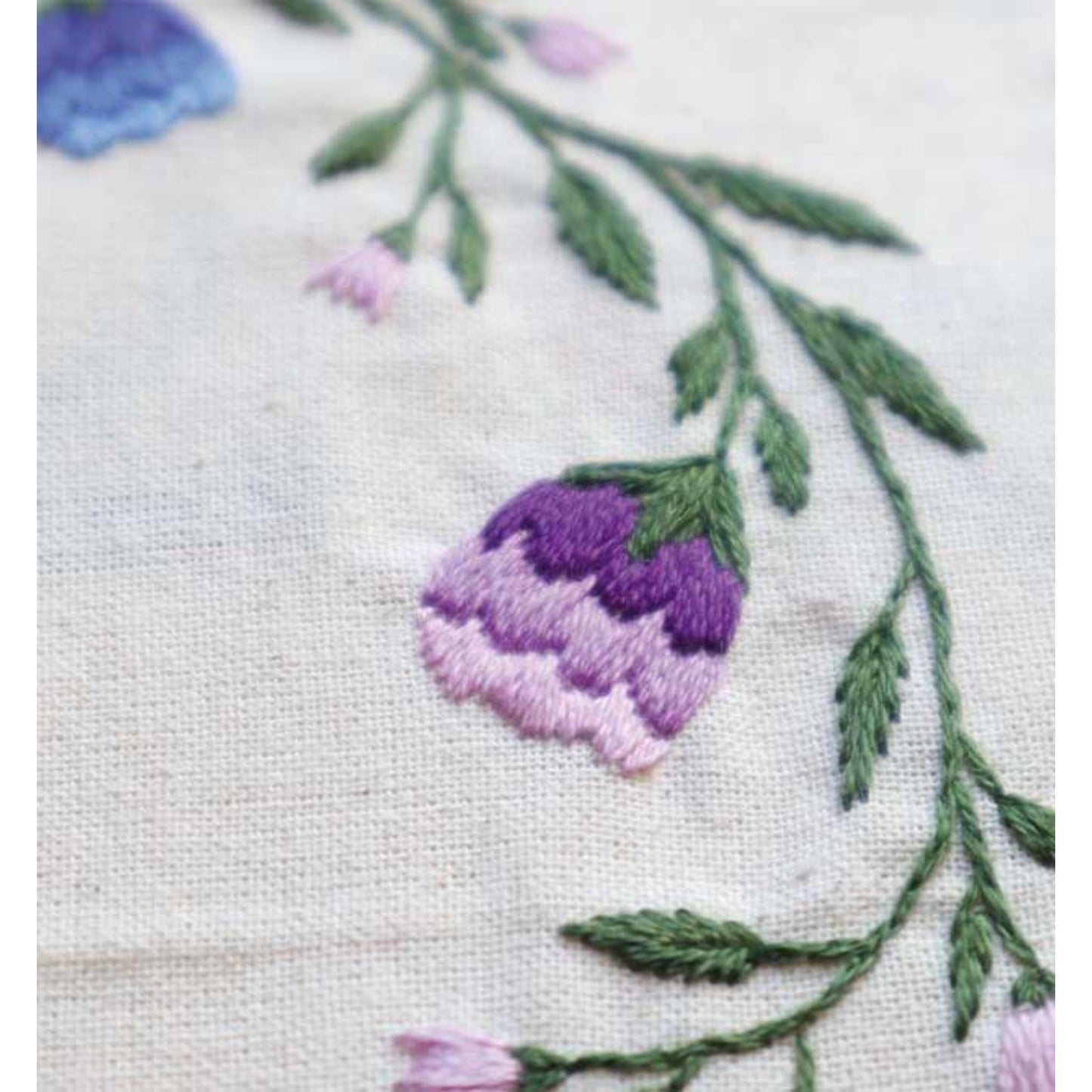 Embroidery-The Motif Collection, Hardcover