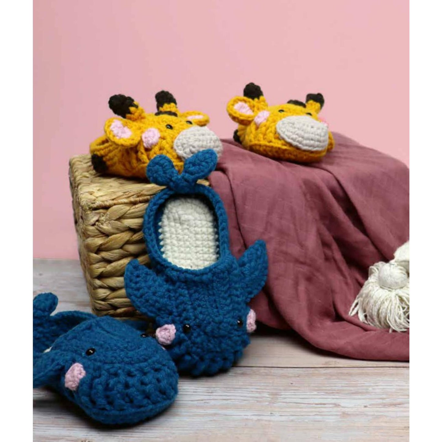 Tierisch gemütlich, Amigurumi-Hausschuhe häkeln für Klein und Groß