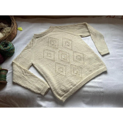 Anleitung (en) von © Eriu Diamond Love Sweater