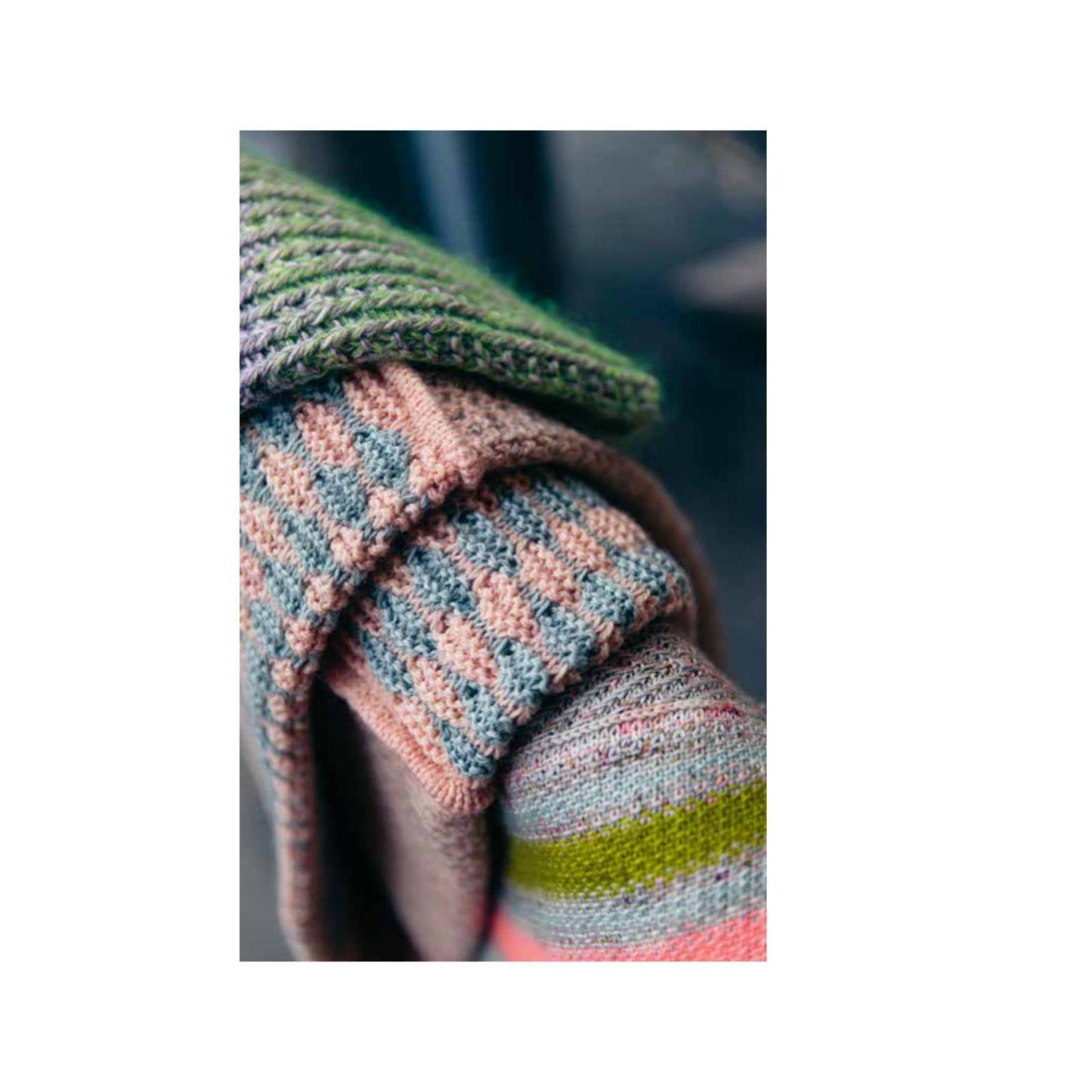 Neons and Neutrals – Das Strickbuch von Laine (DE)