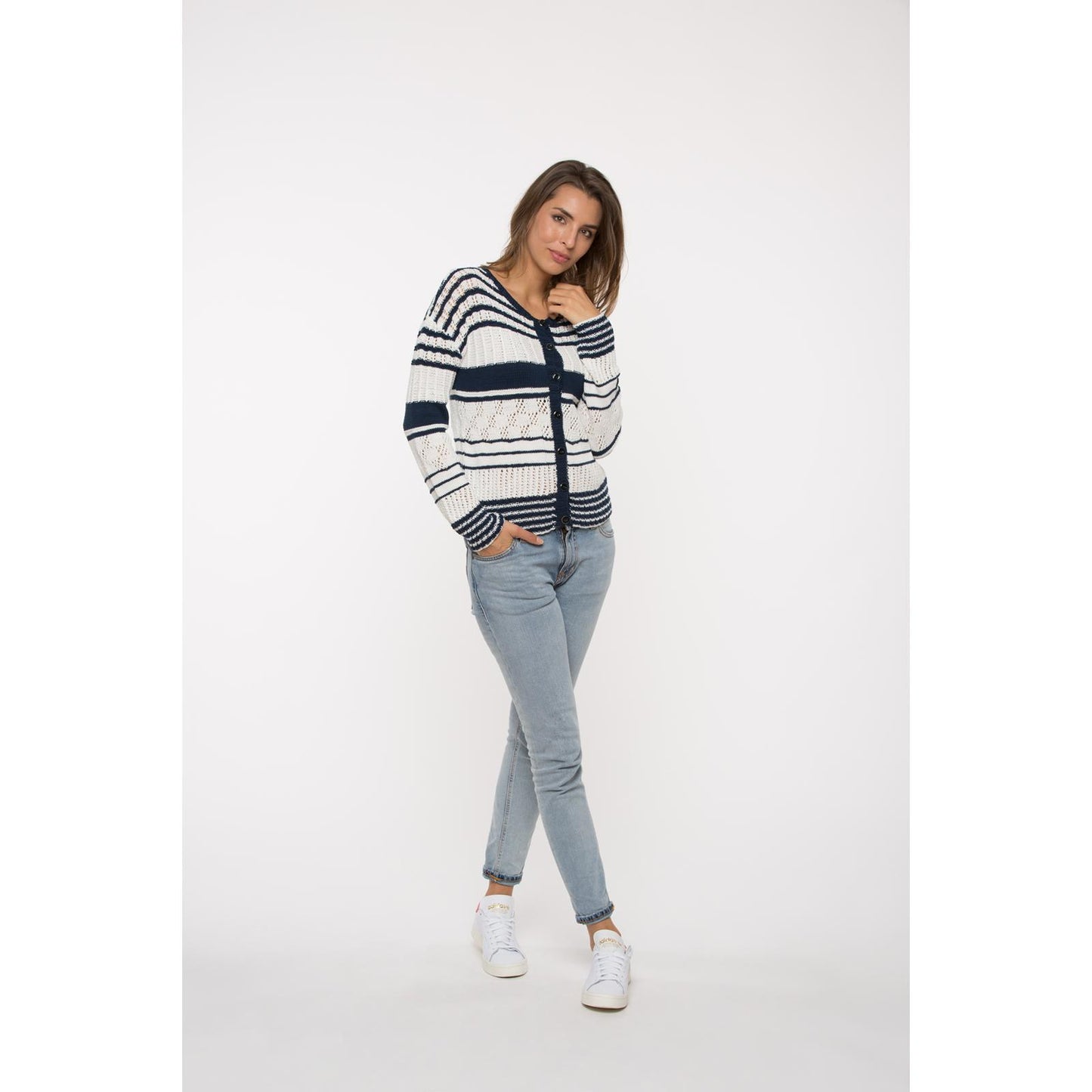 Modell 19009 Damen-Jacke  – Originalanleitung von © Austermann by Schoeller