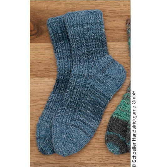 Modell 21042 Kinder-Socken – Originalanleitung von © Schoeller